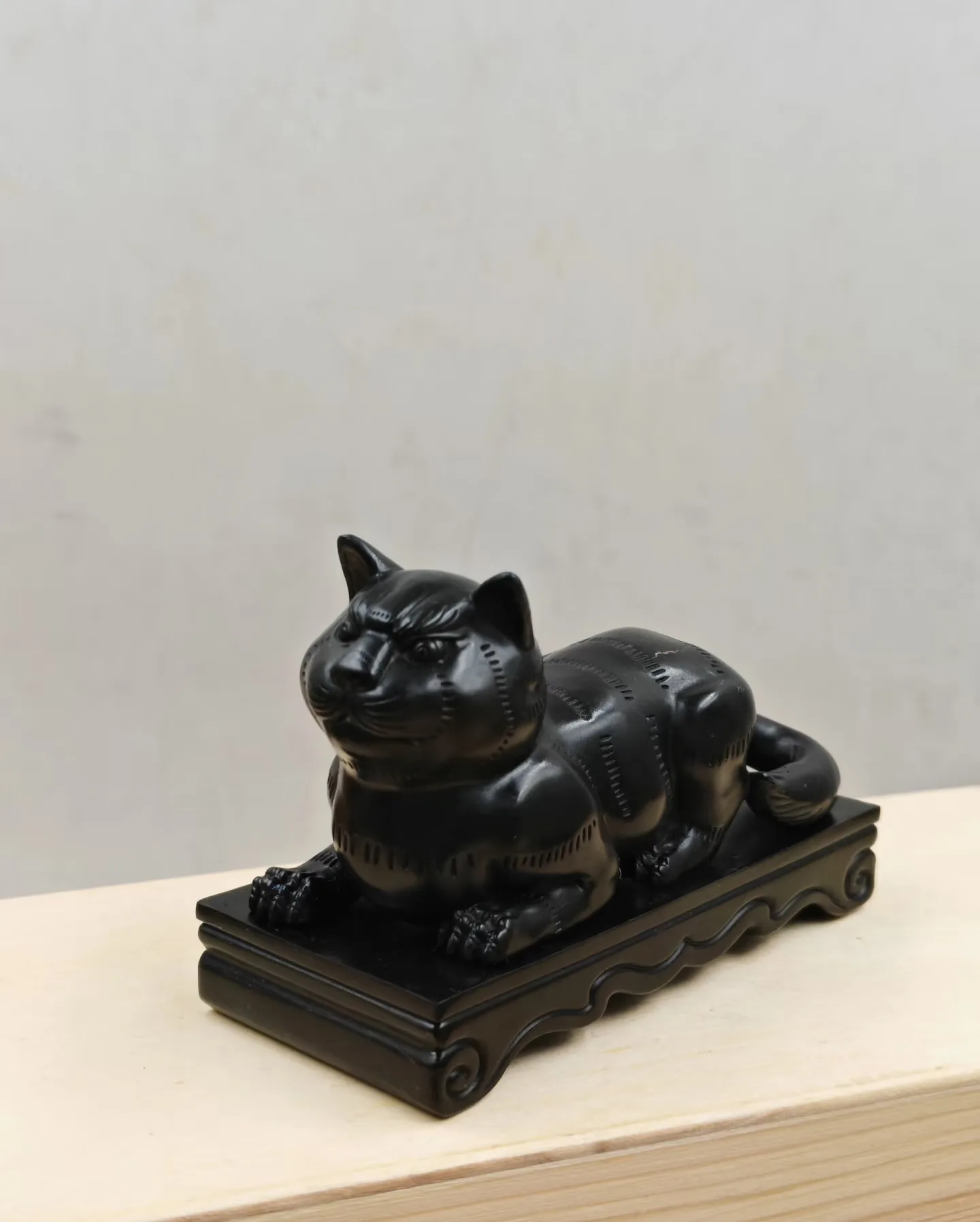 Black Reclining Cat Bronze Sculpture | Custom Art Statue with Free Branding — view 5