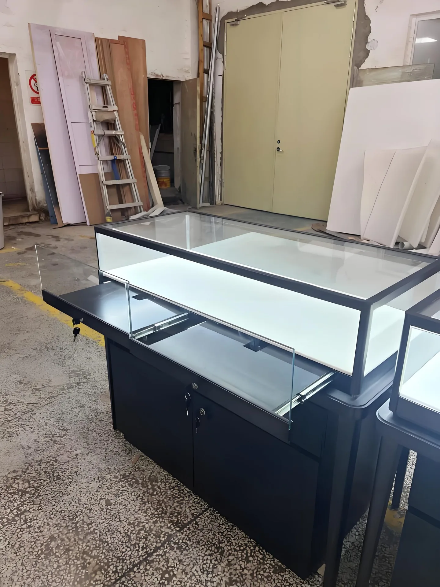 Black Steel Frame Glass Jewelry Display Counter With Drawer Storage — view 4