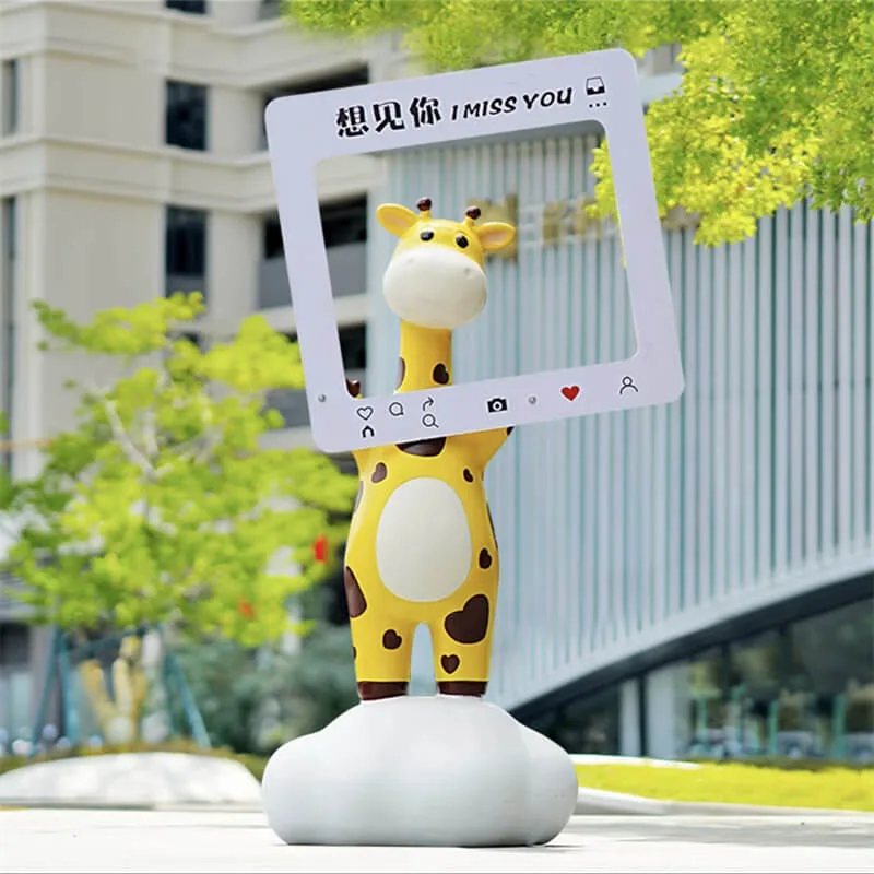 Cartoon Giraffe Fiberglass Sculptures | Outdoor Mall Photo Spot IP Decor — view 4