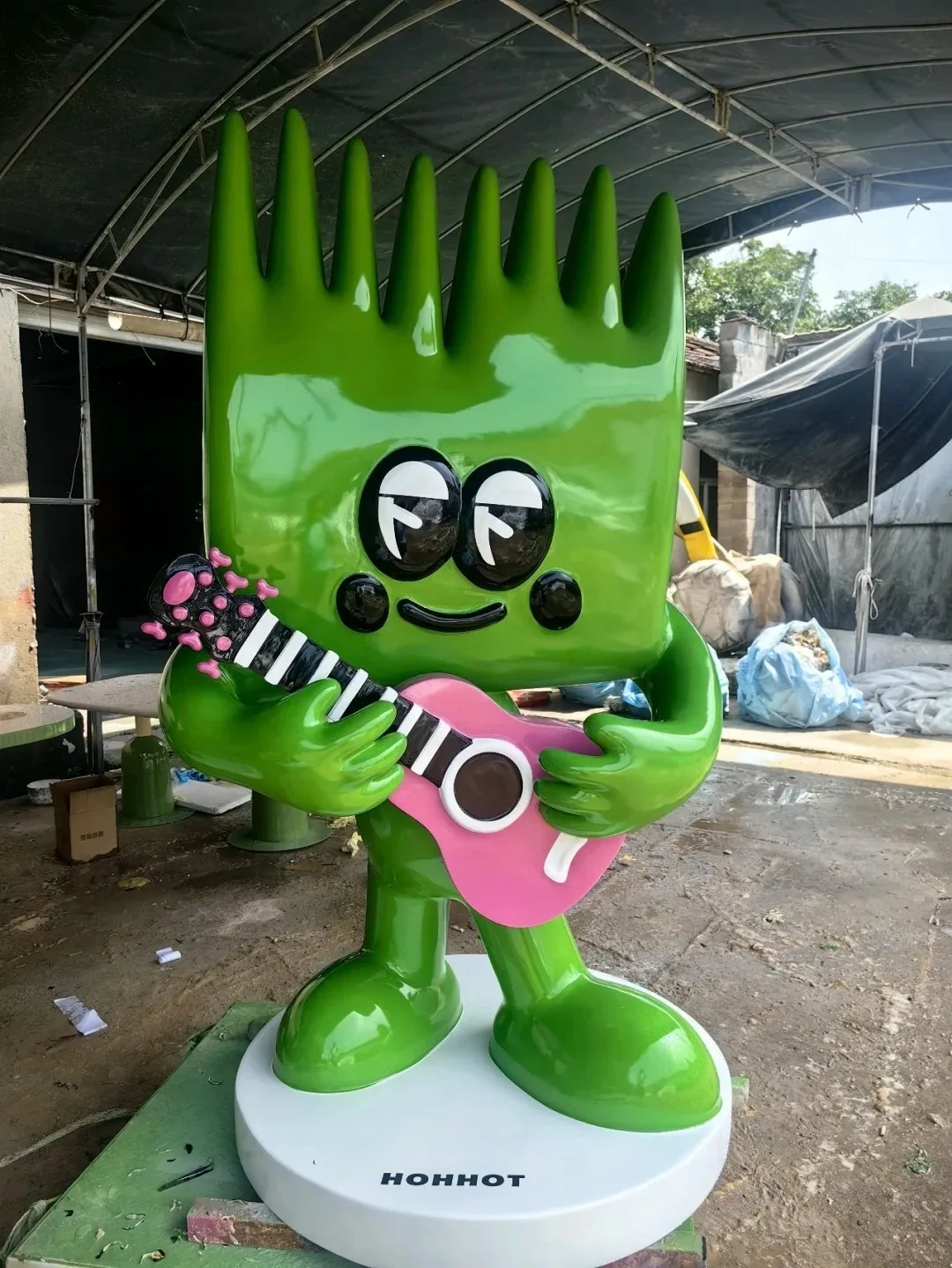 Cartoon Hand FRP Sculpture for Music Festival & Park Decor