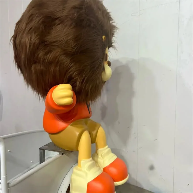 Cartoon Lion Fiberglass Sculpture With Fluffy Mane, Custom Sitting Trendy Lion Sculpture For Shop & Mall Photo Display Decoration — view 4