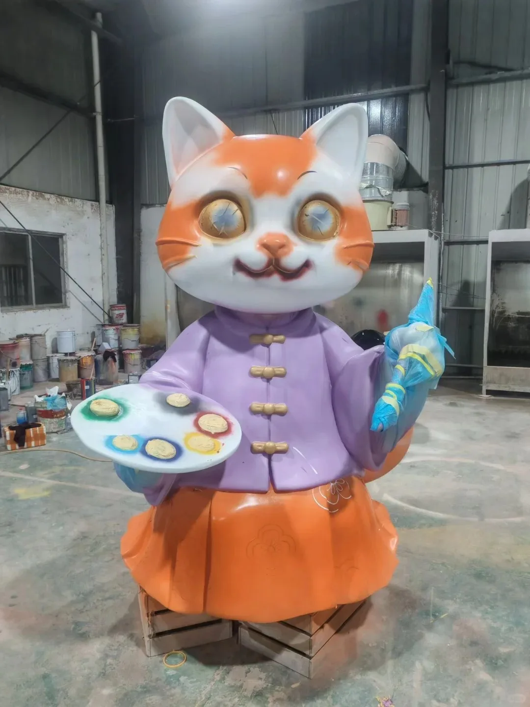 Chinese Style Painter Orange Cat FRP Cartoon Statue for Art Gallery & Cultural Street Decor — view 3