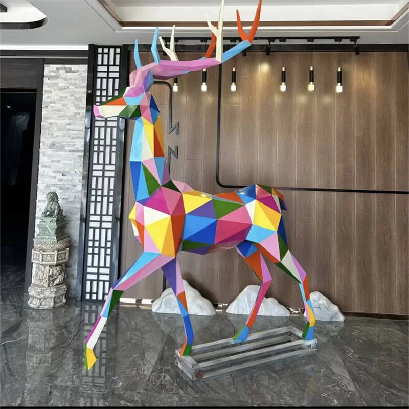 Colorful Geometric Cut‑Surface Fiberglass Deer Sculpture | Hotel Mall Outdoor Internet‑Famous Decor — view 4
