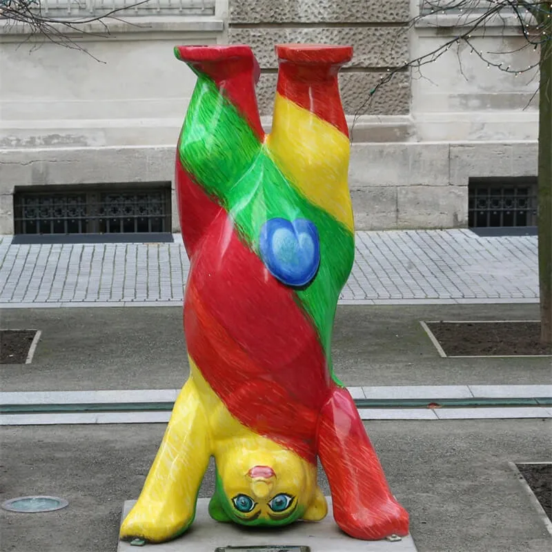 Colorful Hand-Painted FRP Bear Sculpture | Outdoor Cartoon Inverted Bear Ornament, Mall Plaza Photo Spot Landscape Decoration — view 3