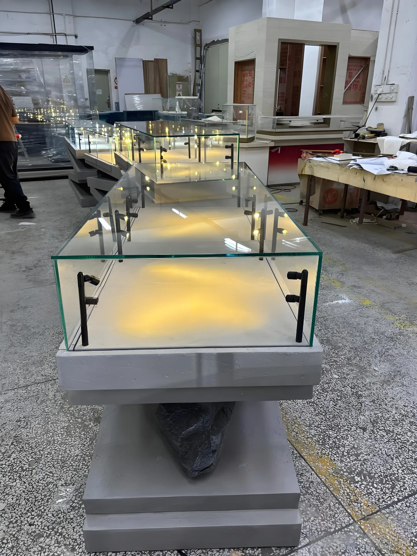 Concrete Grey Multi‑Tier Jewelry Display Table, Modern Glass Jewellery Showcase for Retail Store — view 6