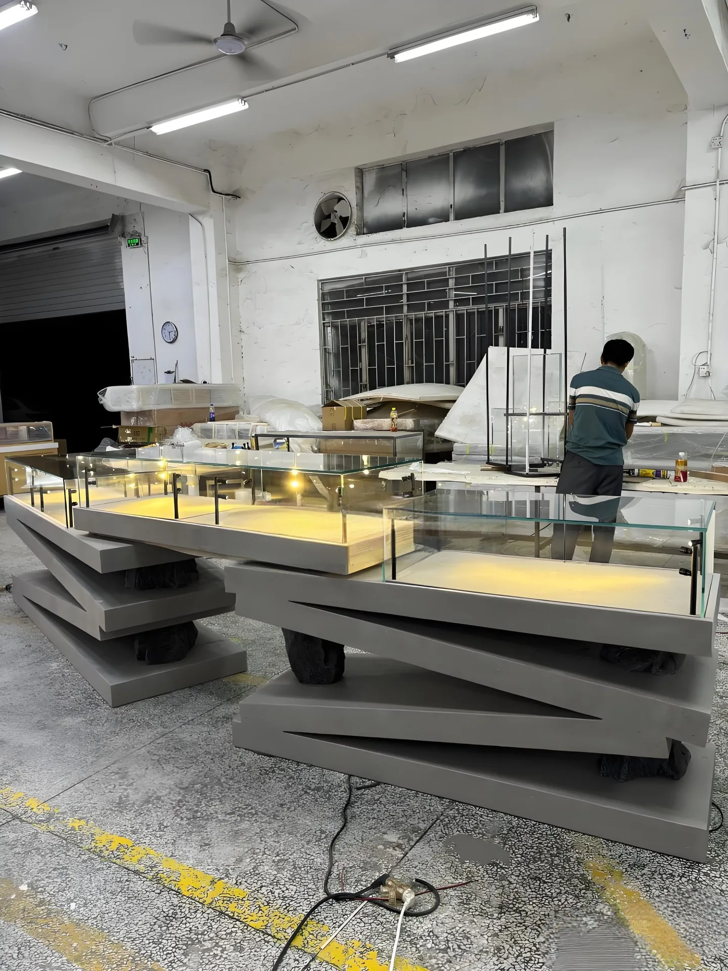 Concrete Grey Multi‑Tier Jewelry Display Table, Modern Glass Jewellery Showcase for Retail Store