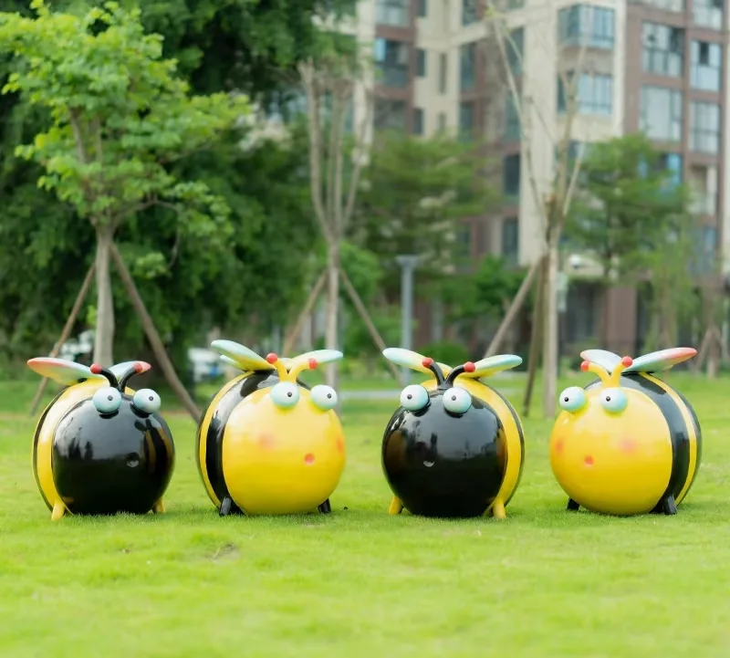 Custom Cute Bee FRP Sculpture for Outdoor Decor — view 4