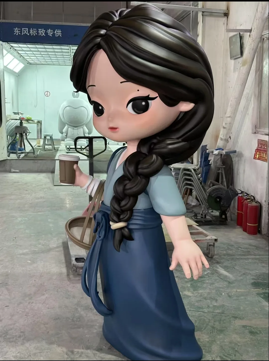 Custom Fiberglass Coffee Girl Cartoon Sculpture：Coffee Shop Mascot — view 3