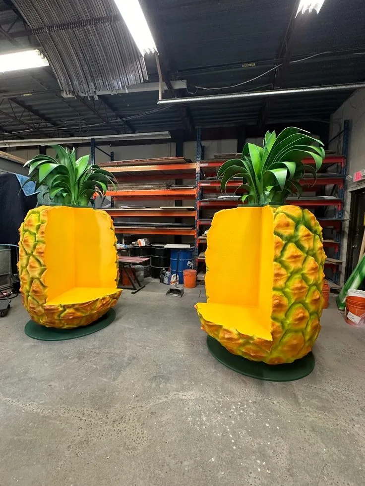 Custom Fiberglass Pineapple Chair Creates Viral Photo Spots For Fruit Shops & Outdoor Kiosks — view 4
