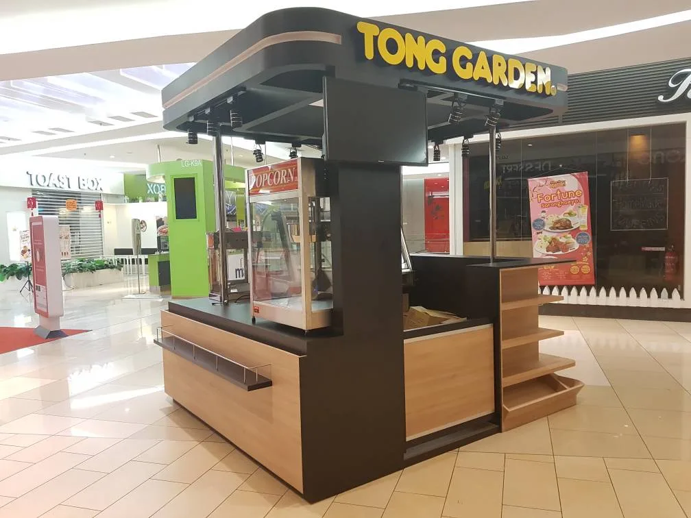 Custom Modern Wooden & Black Nuts Kiosk – Island-Style Snack Booth with Popcorn Machine for Malls — view 3