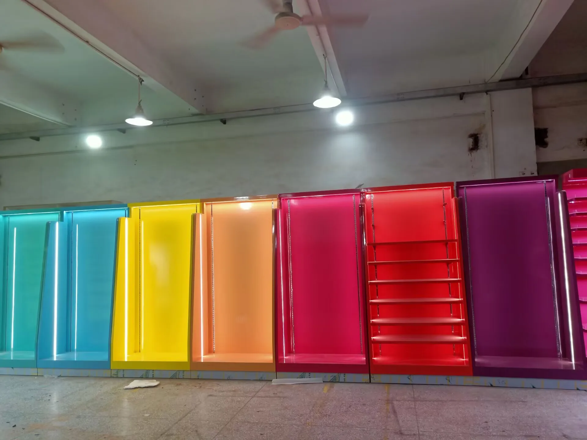 Custom Vibrant Candy Display Cabinets with Multi-shelves for Retail Candy Shop — view 3