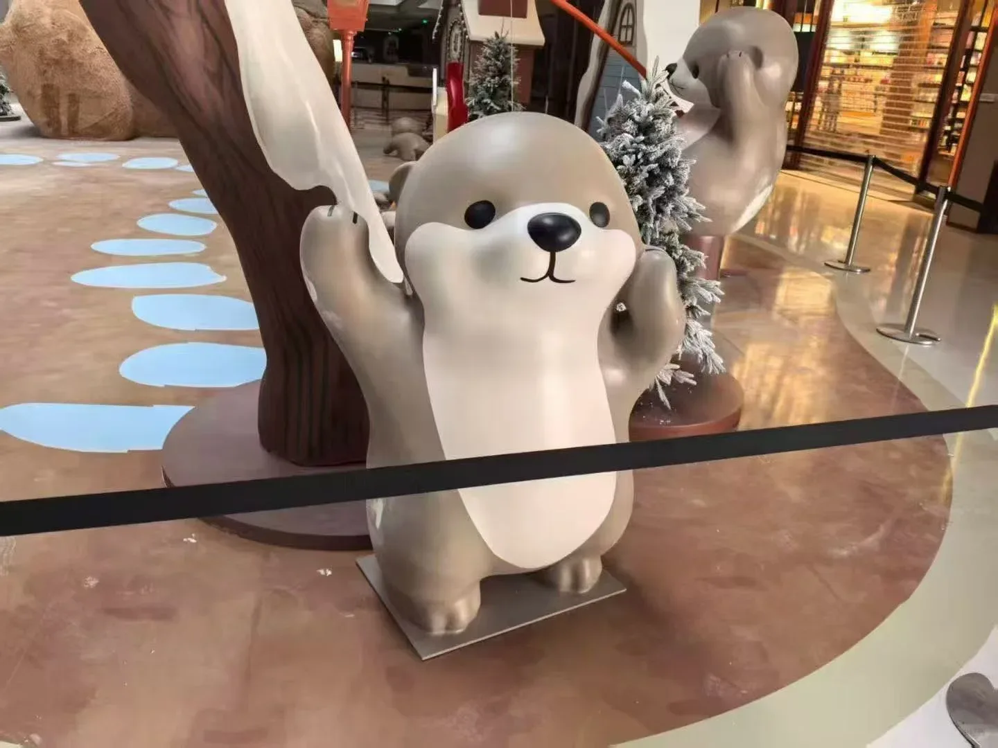 Cute Fiberglass Sea Otter Sculptures: Whimsical Mall & Event Decor — view 4