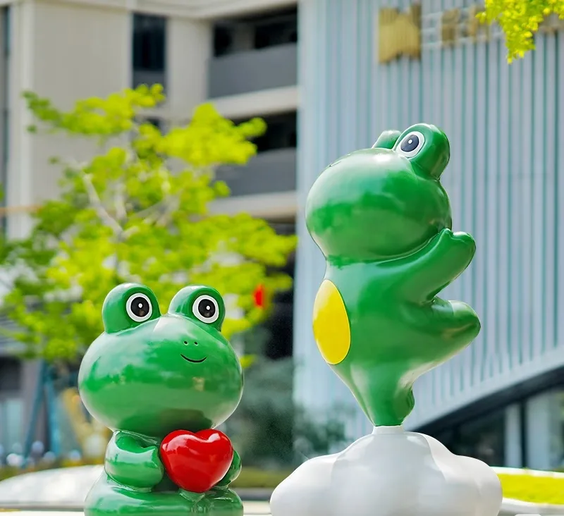 Cute Frog Fiberglass Sculpture Set for Outdoor & Commercial Spaces — view 5