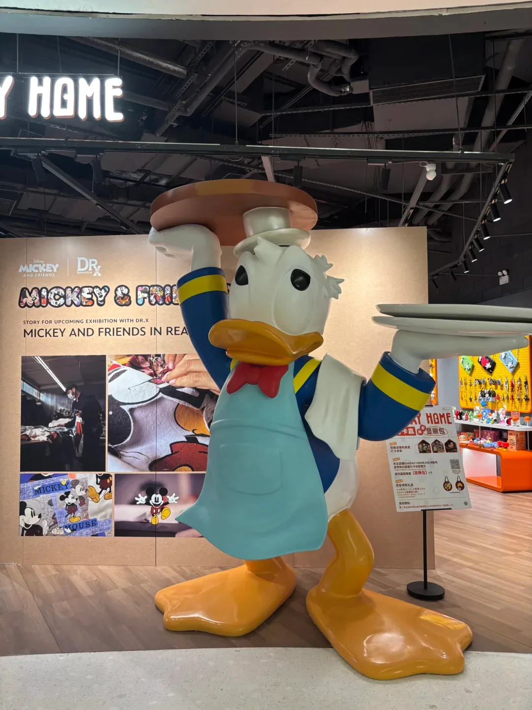 Donald Duck Sculpture Side Table for Display & Decor