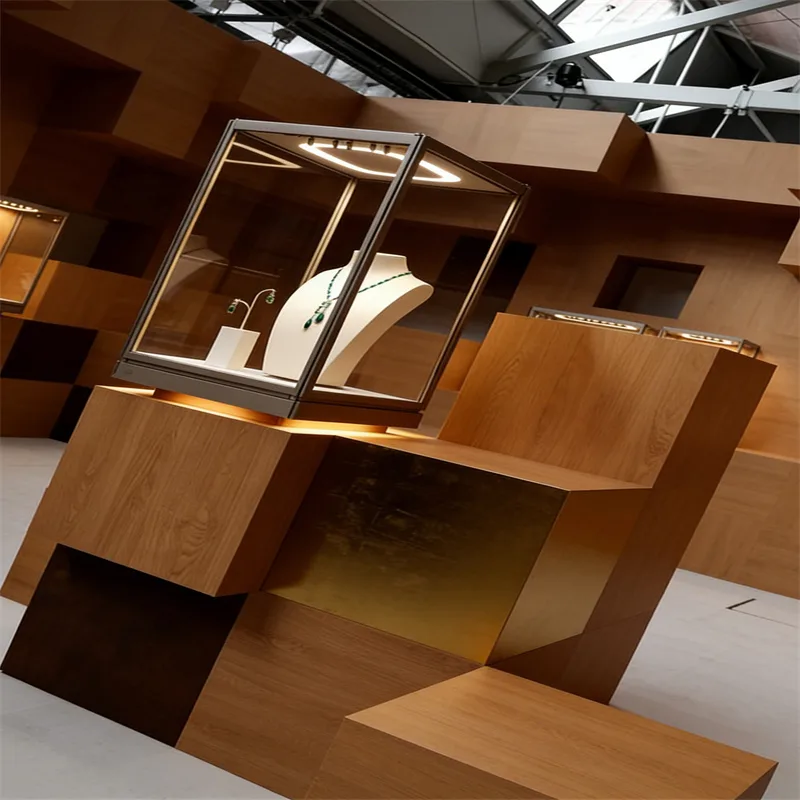 Elevate Your Jewelry Store Opening: The Ultimate Showcase — view 4