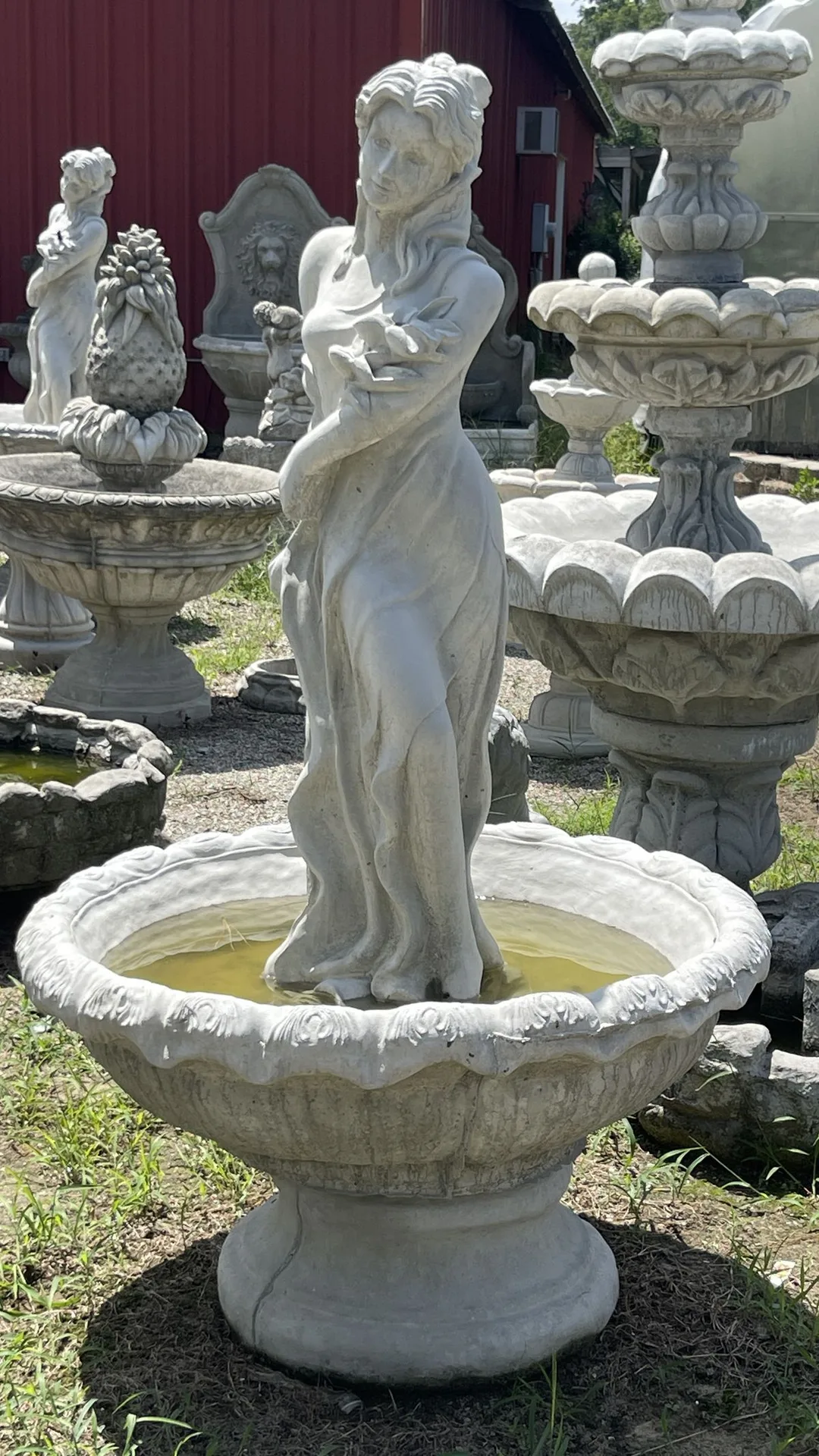 European Lady Fiberglass Fountain for Villa, Garden & Courtyard Landscaping