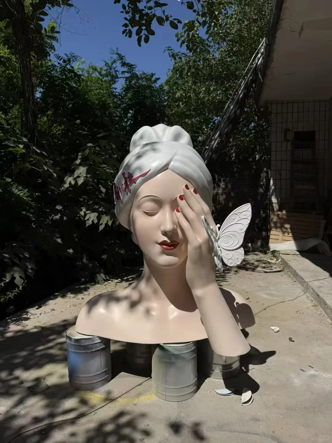 Fiberglass Beauty Bust Sculpture For Mall Salon Shop Decor — view 2
