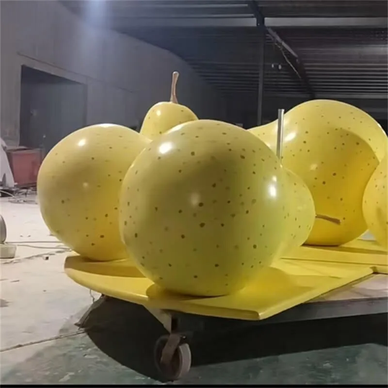 Fiberglass Pear Sculpture, Creative Fruit Bench Decoration, Realistic Pear Statue, Outdoor Mall Photo Spot — view 4