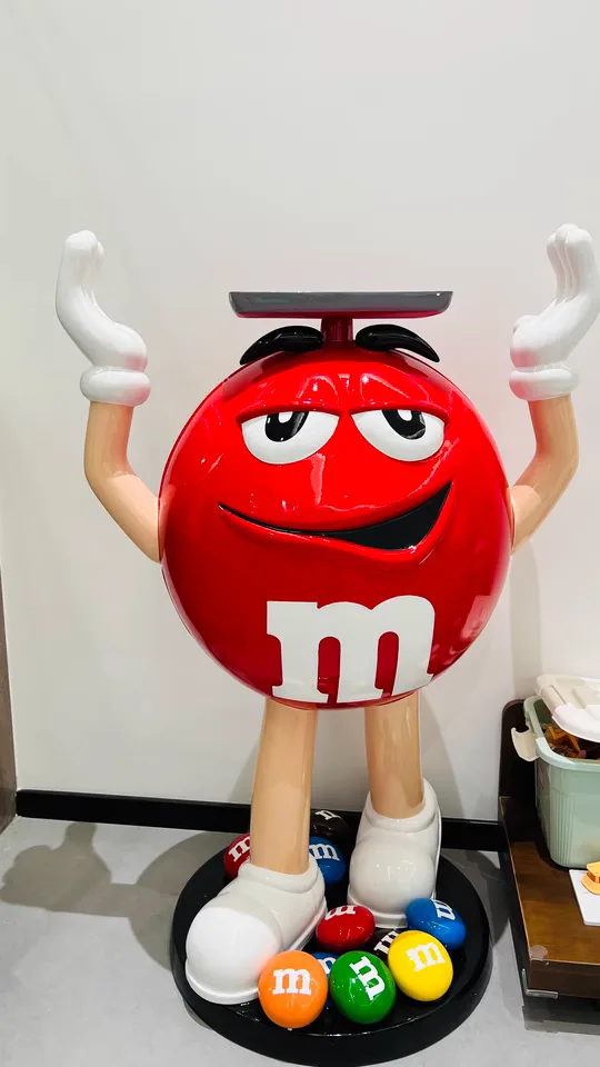 Fiberglass Red M&M Character Display Statue For Sale — product detail 2