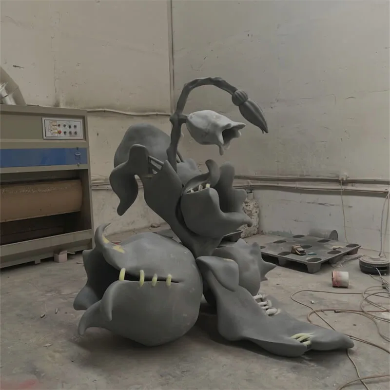 Fiberglass Venus Flytrap Sculpture | Dark Trendy Creative Venus Flytrap for Mall & Exhibition Hall Check‑in Decor — view 4