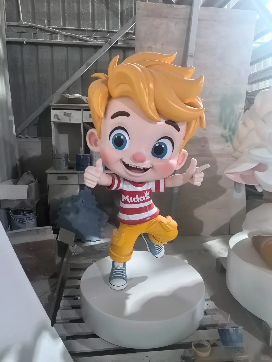 FRP Custom Cartoon Boy IP Mascot Sculpture for Kids Clothing Store Outdoor Check-In Decor — view 2