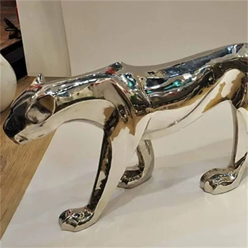 FRP Leopard Sculpture Large Outdoor Floor Ornament | Light Luxury Electroplated Animal Sculpture for Hotel, Club and Mall Display — view 4