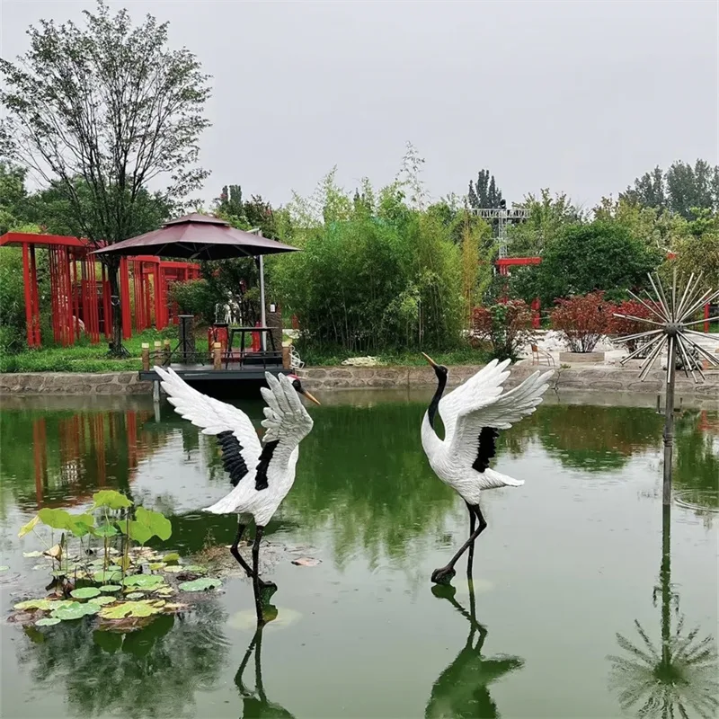 FRP Realistic Crane Sculpture | Garden Water & Courtyard Decor — view 4