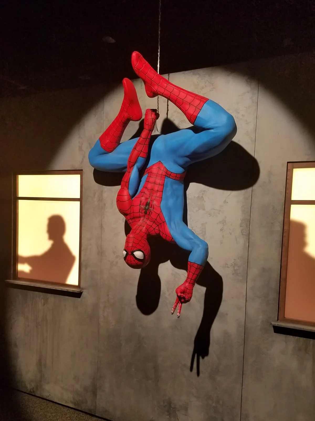Full Life-Size Realistic Marvel Spider-Man Fiberglass Resin Statue with Diverse Hero Poses — view 4