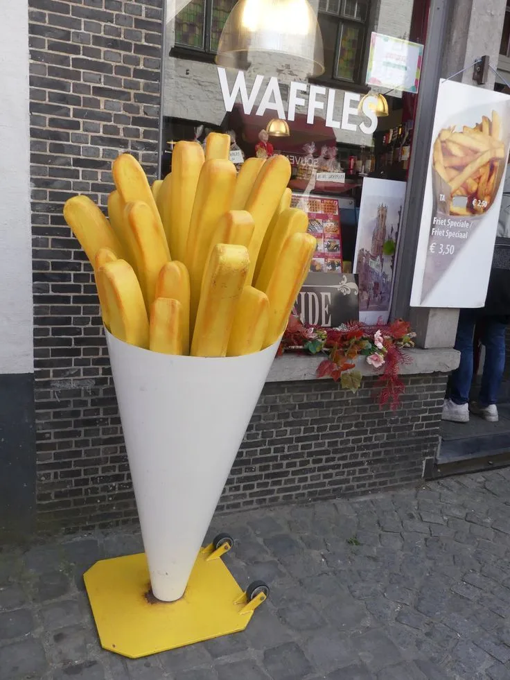 Giant Chips Fiberglass Sculpture for Food Shops & Festivals — view 3