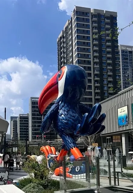 Giant Colorful Toucan Fiberglass Sculpture for Outdoor & Mall Decor — view 5