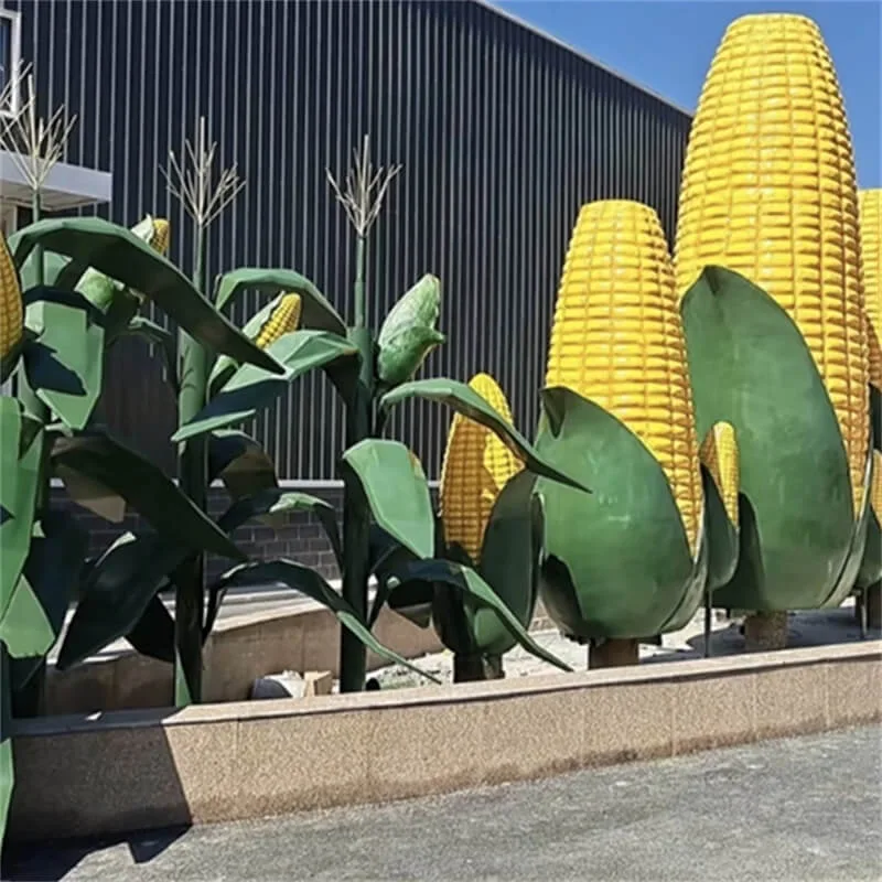 Giant Simulated Corn Fiberglass Sculpture | Outdoor Farm / Agribusiness Landmark, Produce Shop Traffic Booster — view 3