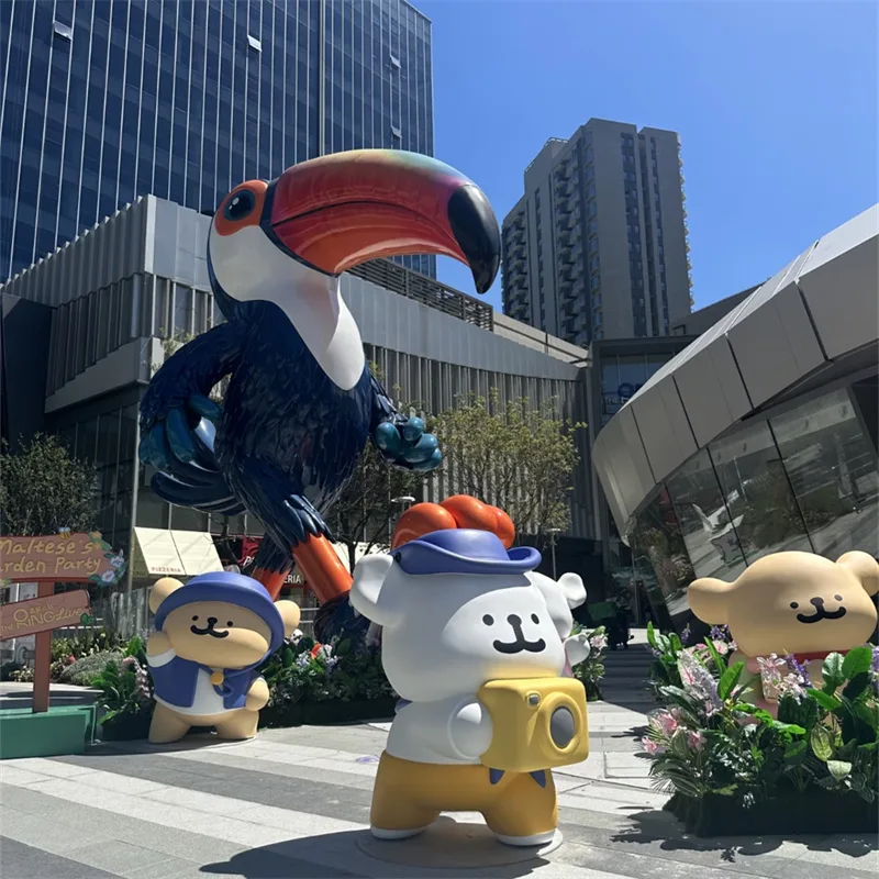 Giant Toucan Sculpture | Trendy Outdoor IP Art for Commercial Spaces — view 4