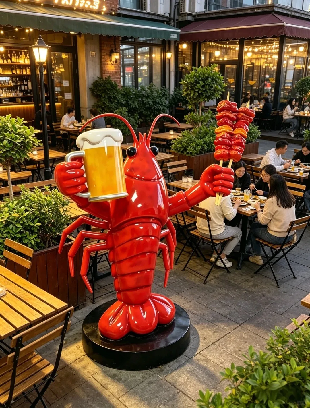 Glossy Red FRP Crayfish Sculpture with Beer & Candied Haws for Restaurant Street Decor — view 3