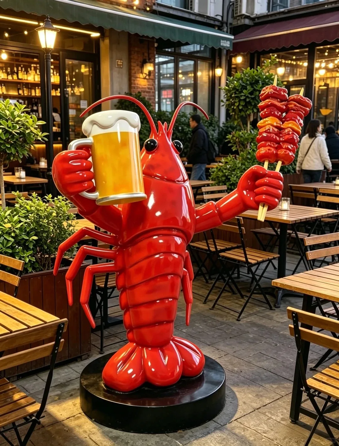 Glossy Red FRP Crayfish Sculpture with Beer & Candied Haws for Restaurant Street Decor — view 4