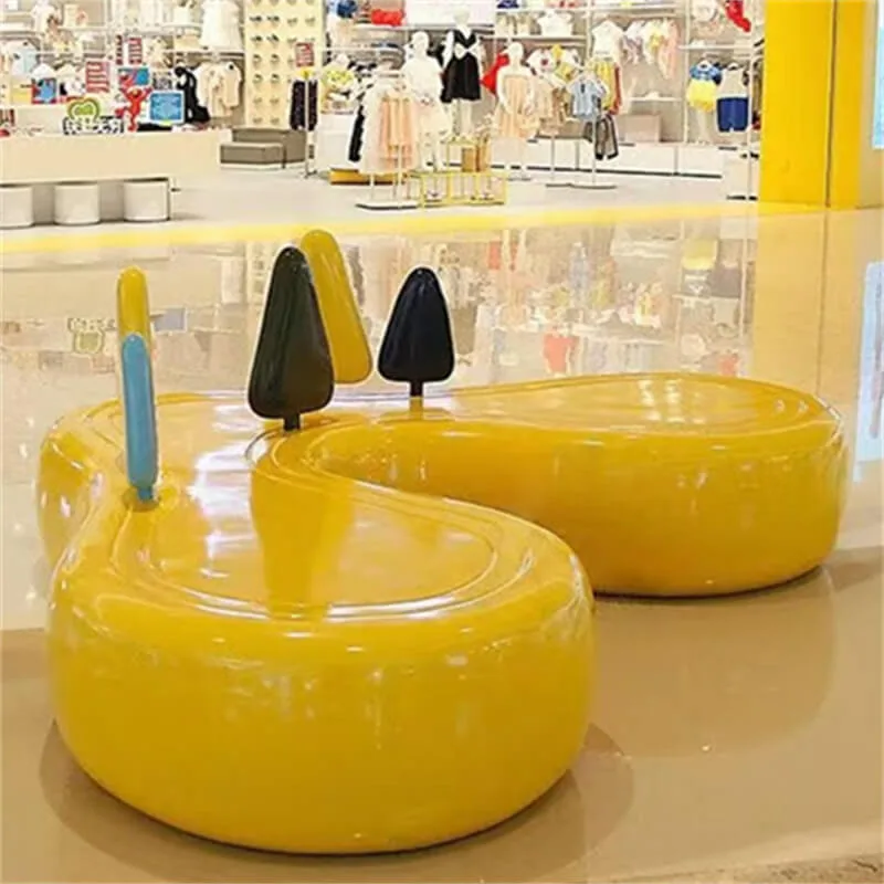 Heart-Shaped Creative Fiberglass Bench – Internet-Famous Leisure Seat for Shopping Malls & Art Decor Bench for Outdoor Public Spaces — view 3