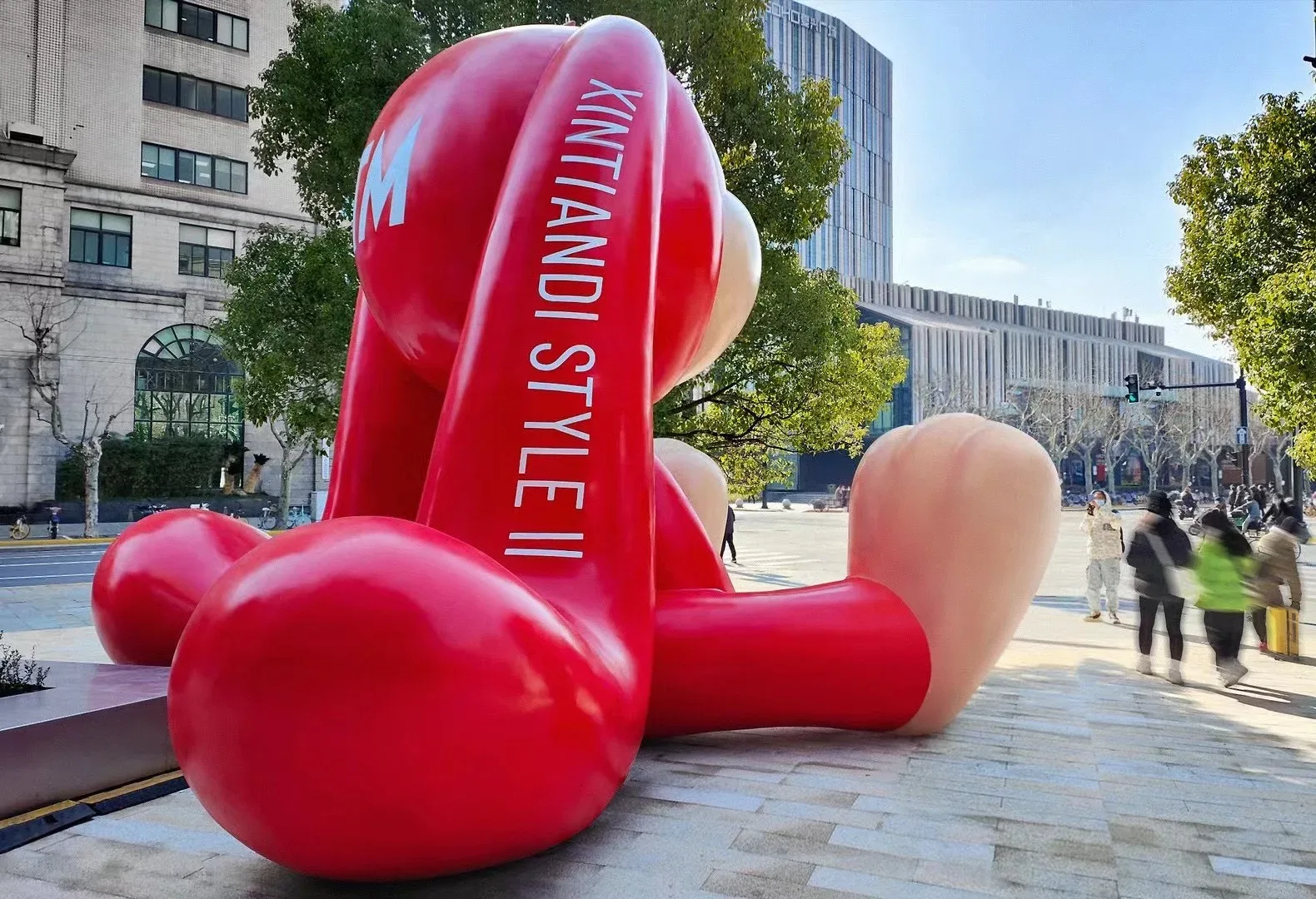 Large Red Fiberglass Bunny Sculpture for Commercial Use — view 3