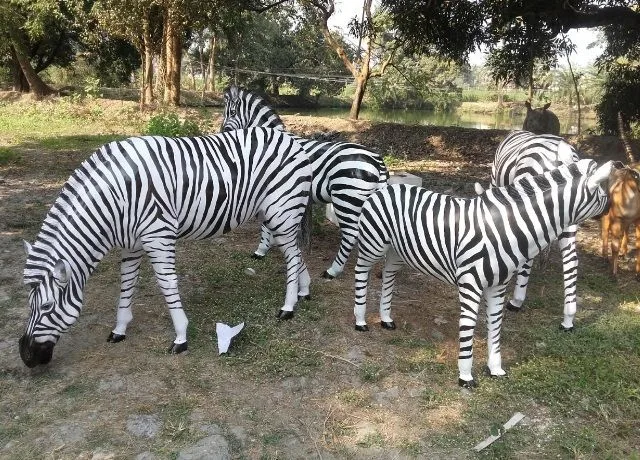 Life Size Fiberglass Zebra Sculpture for Commercial & Event Decor — view 3