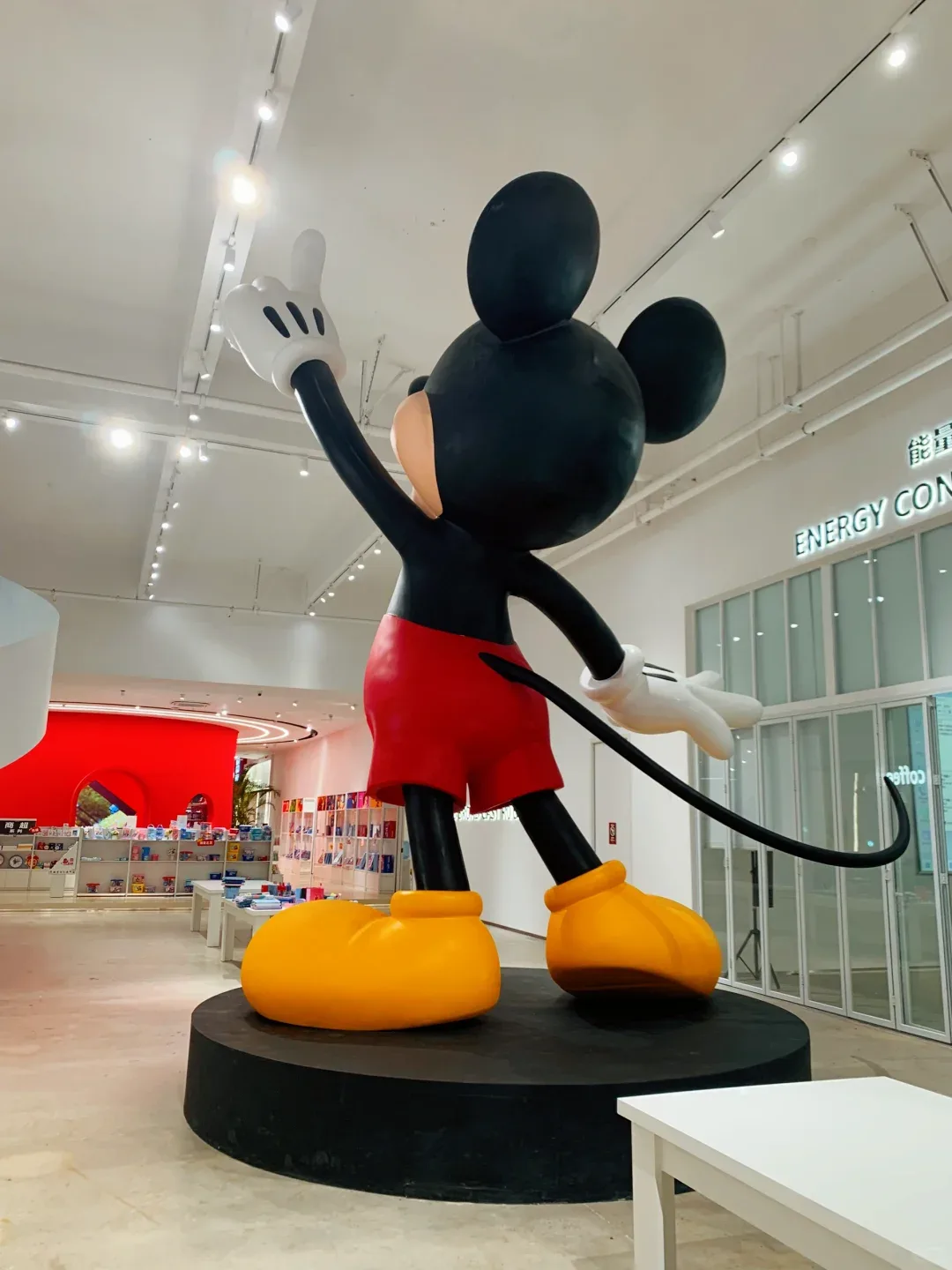 Life Size Mickey Mouse Fiberglass Sculpture Classic Cartoon Character Statue Glossy Colorful Art Display — view 4