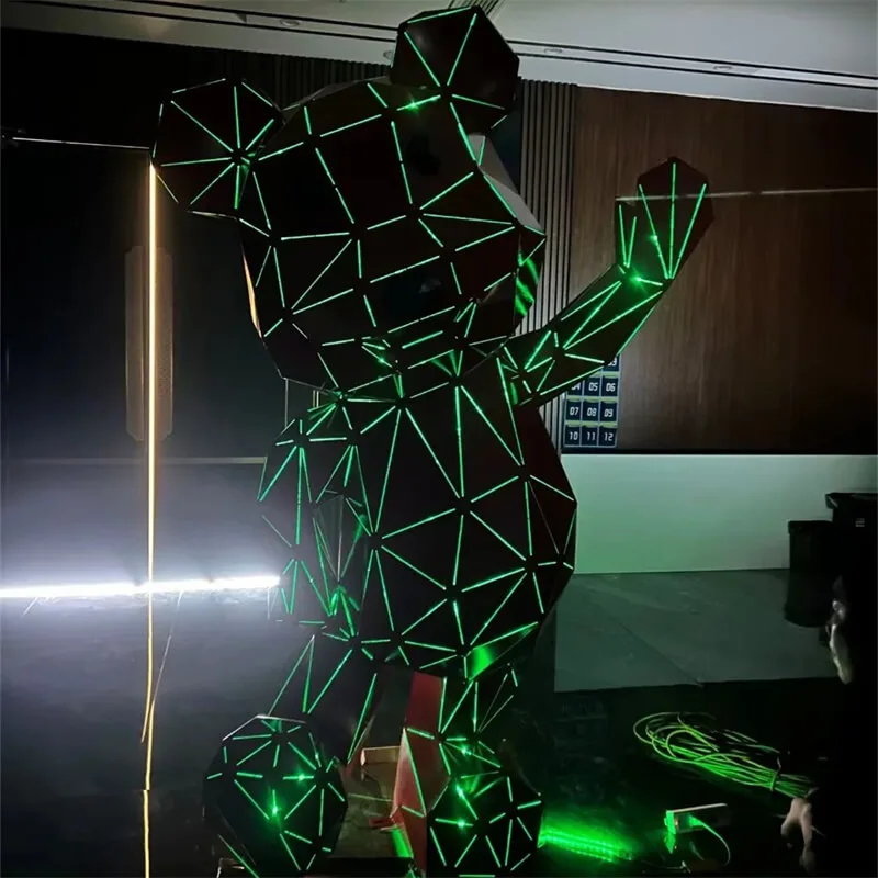 Light-Up Geometric Bear FRP Sculpture – Outdoor Faceted Cartoon Ornament for Mall Viral LED Display Installation — view 4