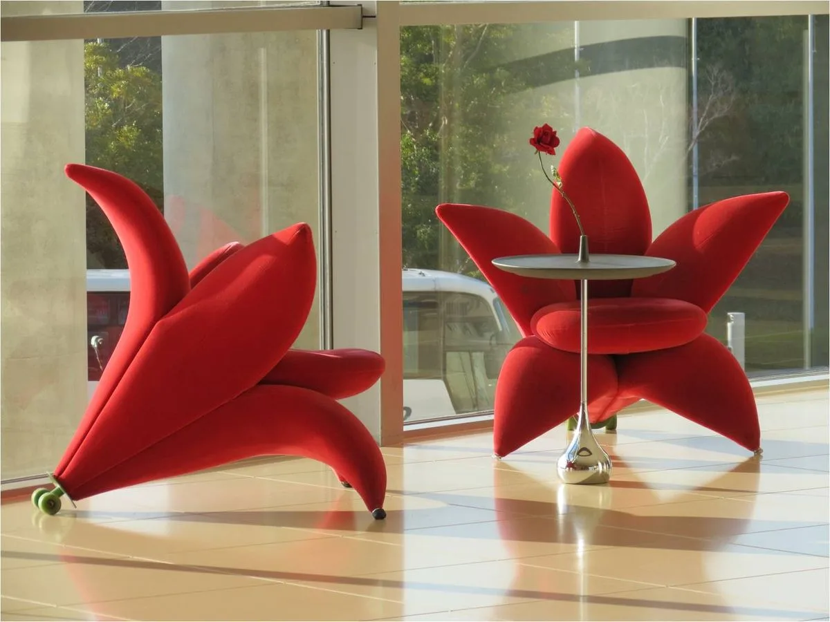 Lily Flower Fiberglass Armchair for Modern Home & Commercial Decor — view 3