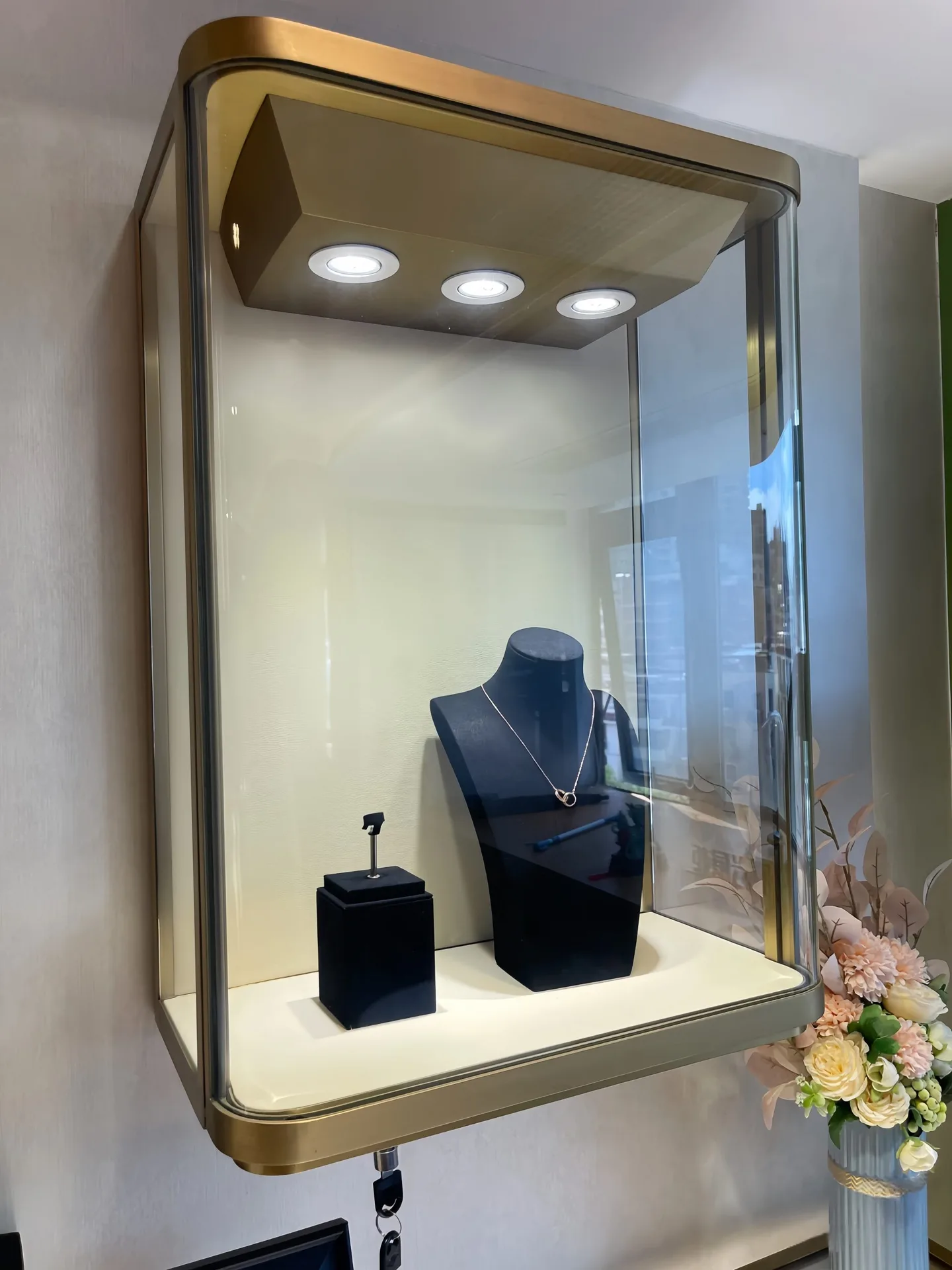 Luxury Champagne Gold Stainless Steel Jewelry Store Display Cases Full Set | Tower Vitrine, Wall‑Mounted Showcase & Service Counter — view 2