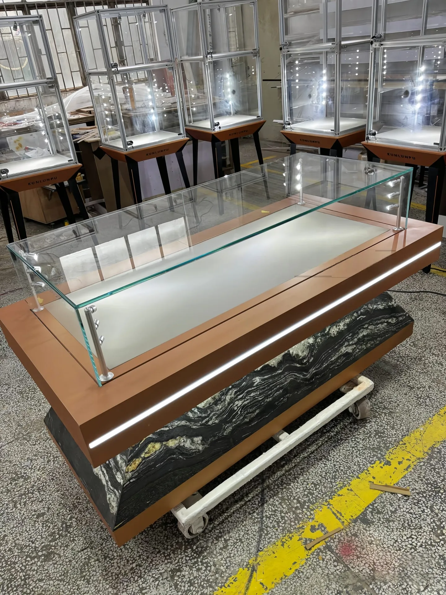 Luxury Jewelry Display Counter, Black Marble Grain Laminated Retail Showcase With LED Light — view 3