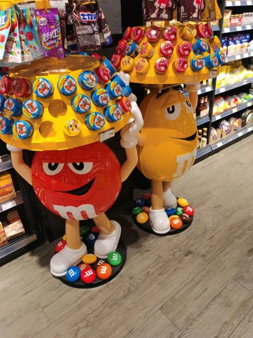 M&M’s Character Display Sculptures for Retail & Themed Spaces — view 2