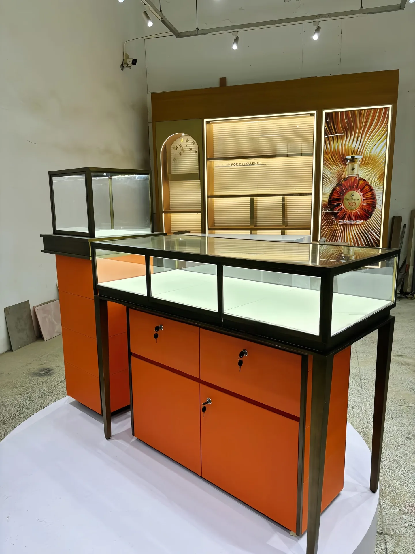 Modern Orange Retail Display Cabinet with Brass Frame & Glass Showcase — view 4