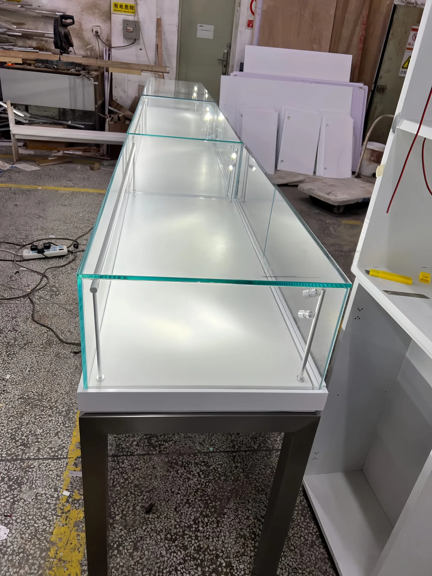 Modern Pull‑Out Drawer Jewelry Display Counter | Glass Retail Showcase — view 4