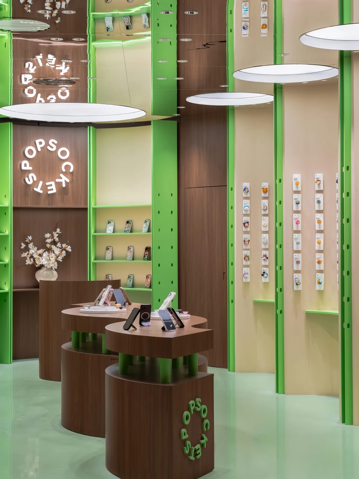 Modular Curved Display Stand for Accessories | Wood & Green Retail Island with Mirror Ceiling — view 4