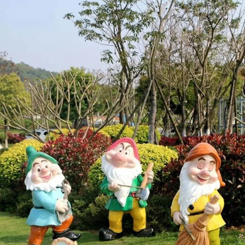 Outdoor Fiberglass Snow White Sculpture, Custom Cartoon Seven Dwarfs Fairy Tale Statues for Park, Kindergarten & Scenic Spot Landscaping — view 4