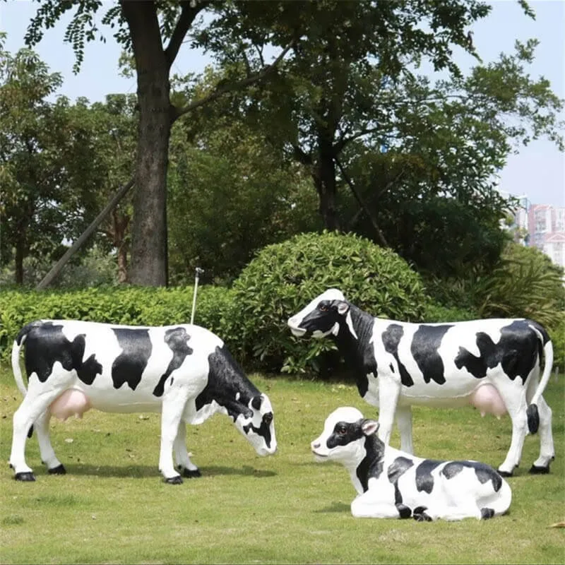 Outdoor Simulated Cow Fiberglass Sculpture | Decorative Ornaments for Farms and Parks — view 4