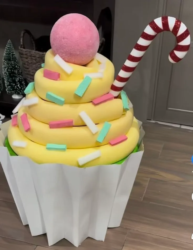 Oversized Cupcake Fiberglass Sculpture for Bakery & Party Decor — view 4