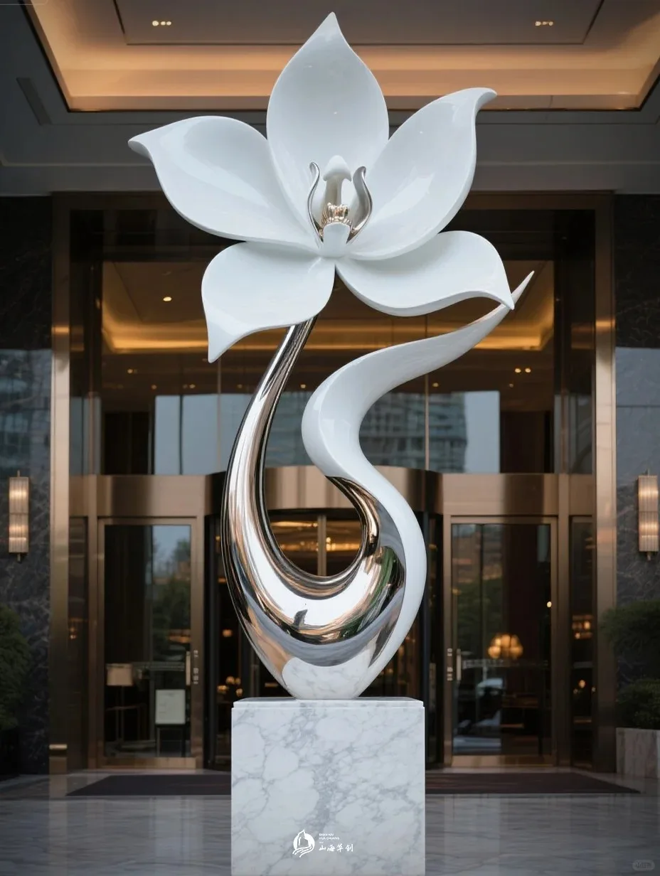 Oversized Lily Sculptures — Show-Stopping Lobby Art for Hotels, Malls & Luxury Entrances — view 4